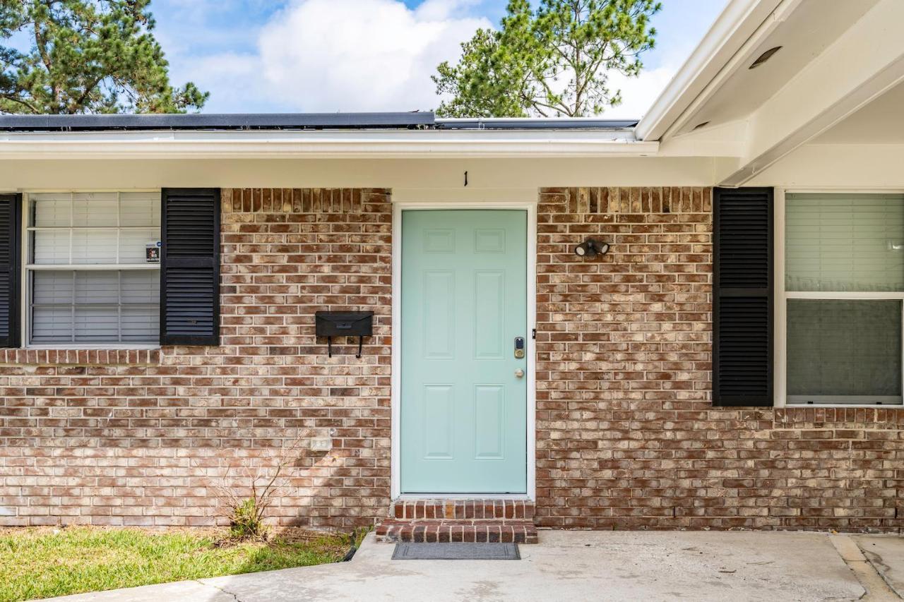 Jacksonville Retreat: Unwind In Style At Our Cozy Duplex Apartment Exterior foto